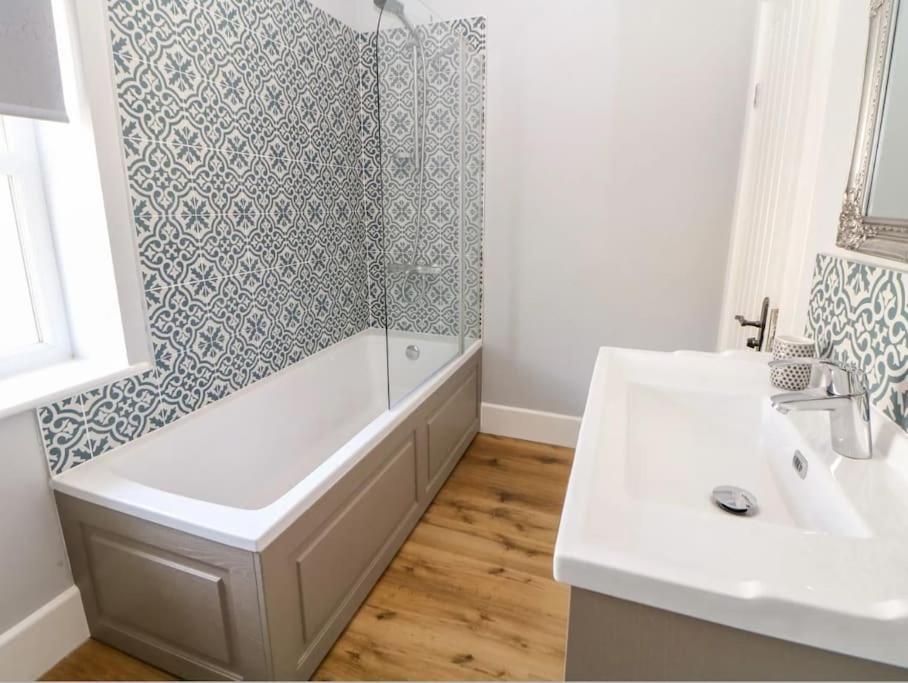 Babbling Brook Cottage Stony Middleton Экстерьер фото